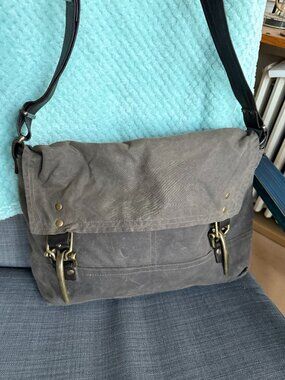 Vintage Rough & Tumble Messenger